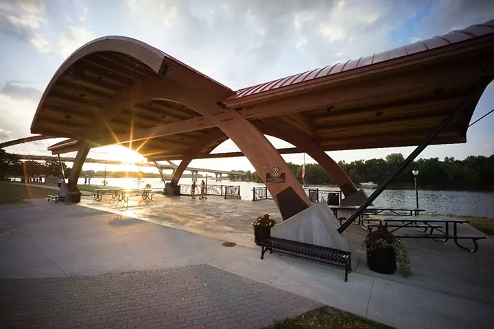 park structure in hastings minnesota