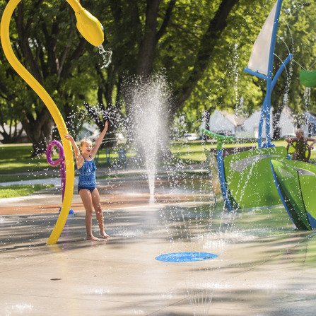 Centennial Park Splash Pad, City of Worthington, Minnesota